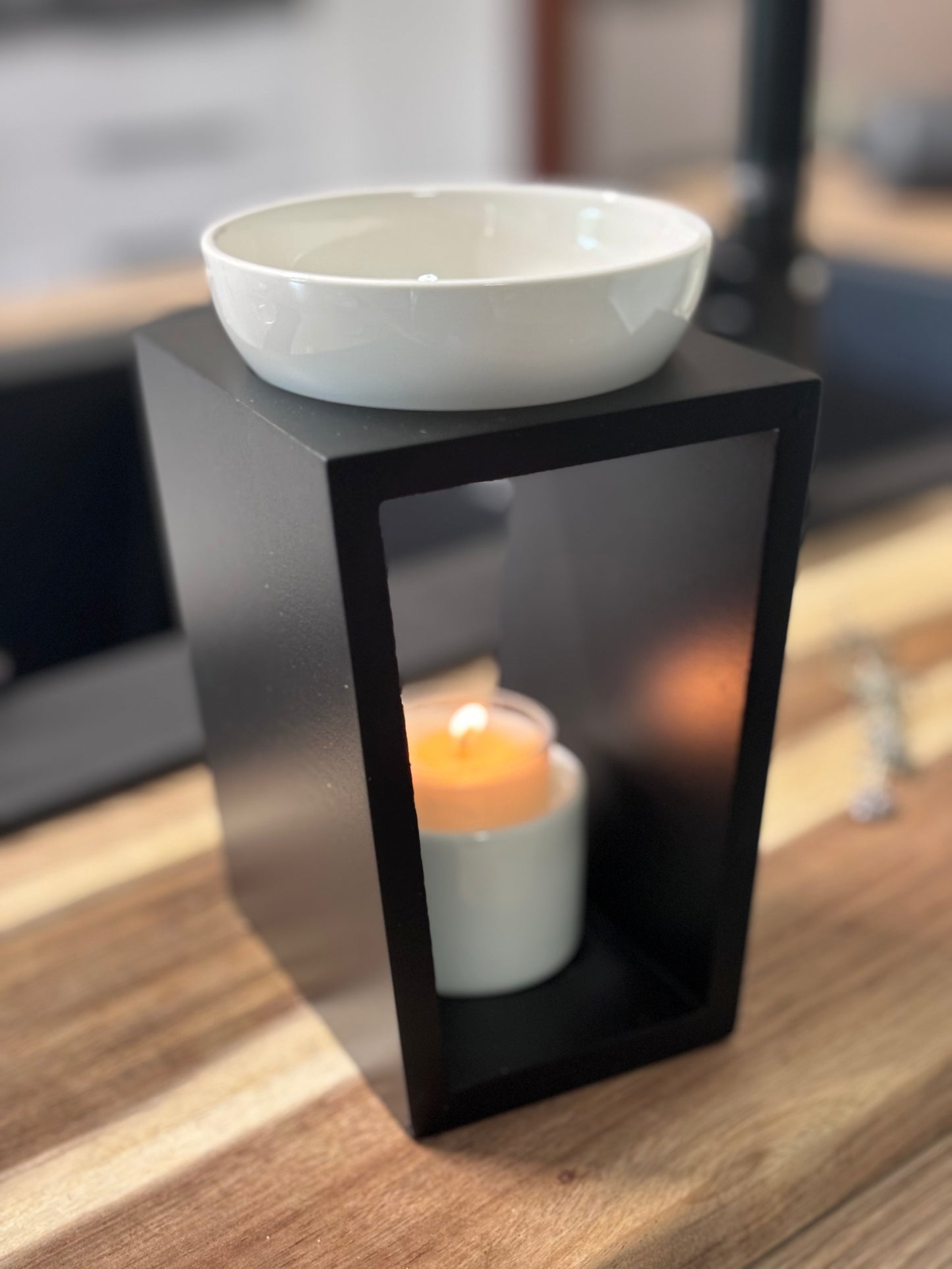 Matt Black Wooden Oil Burner